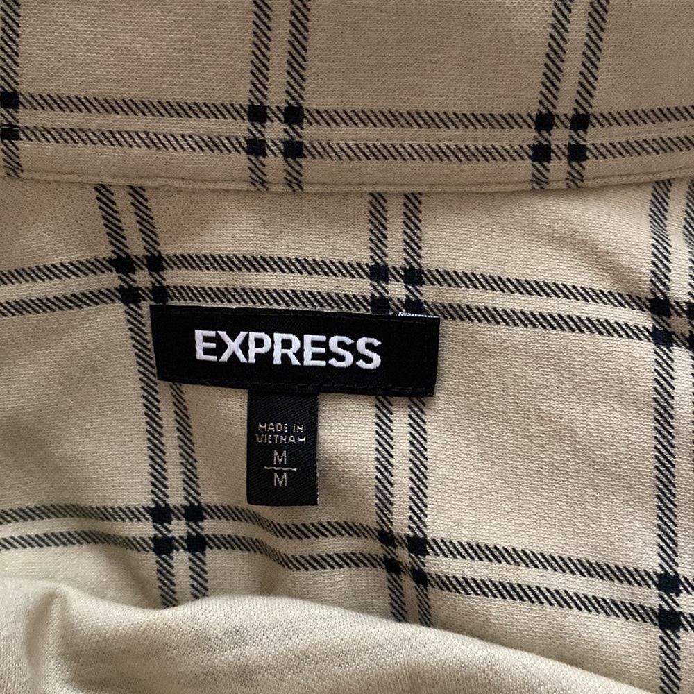 Express - Picture 3 of 4